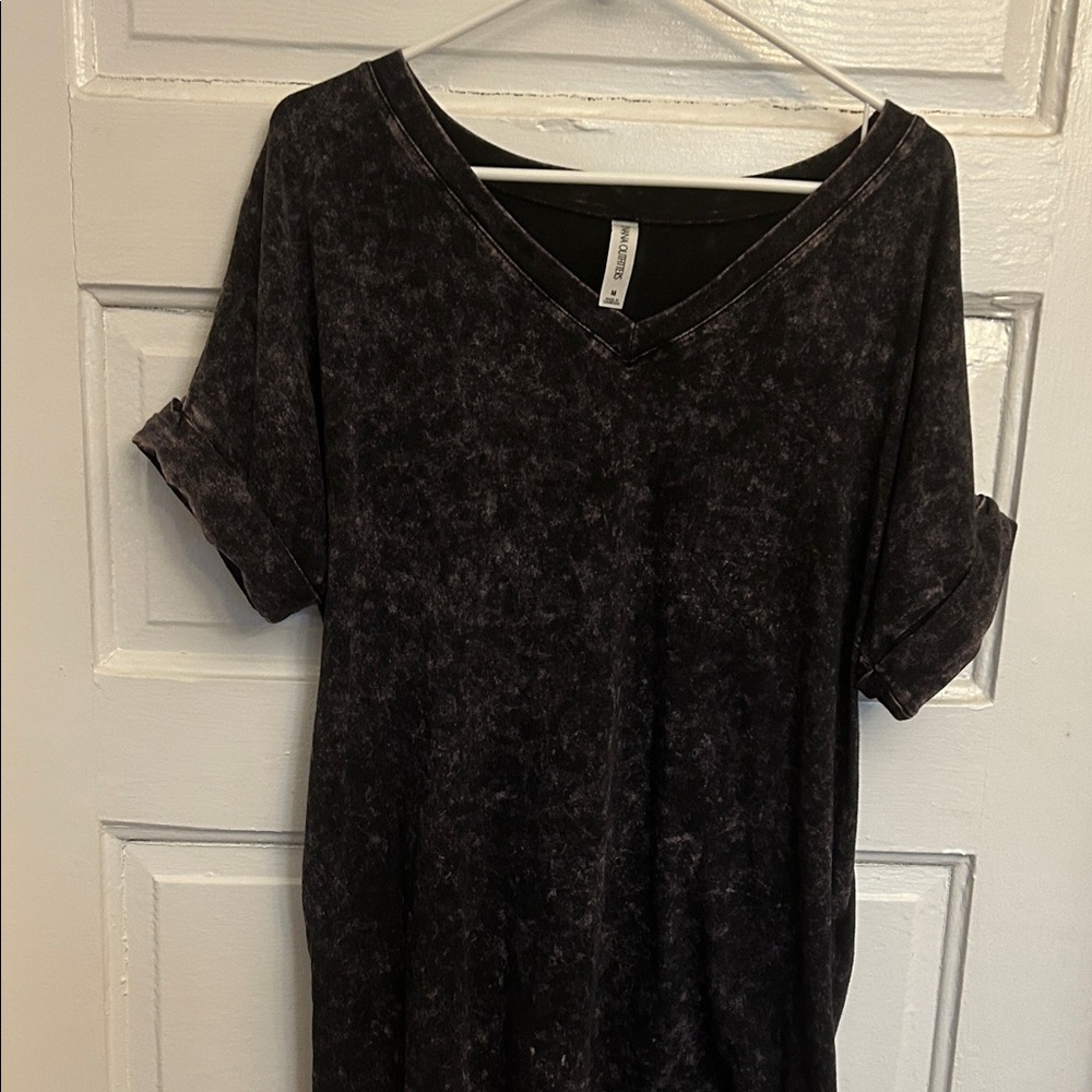 Zenana Outfitters Charcoal V-Neck Tee